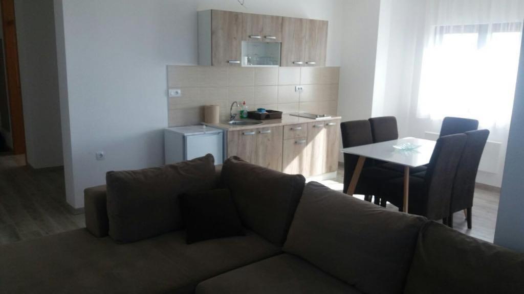 Goma Kop Apartmani 카파오닉 외부 사진