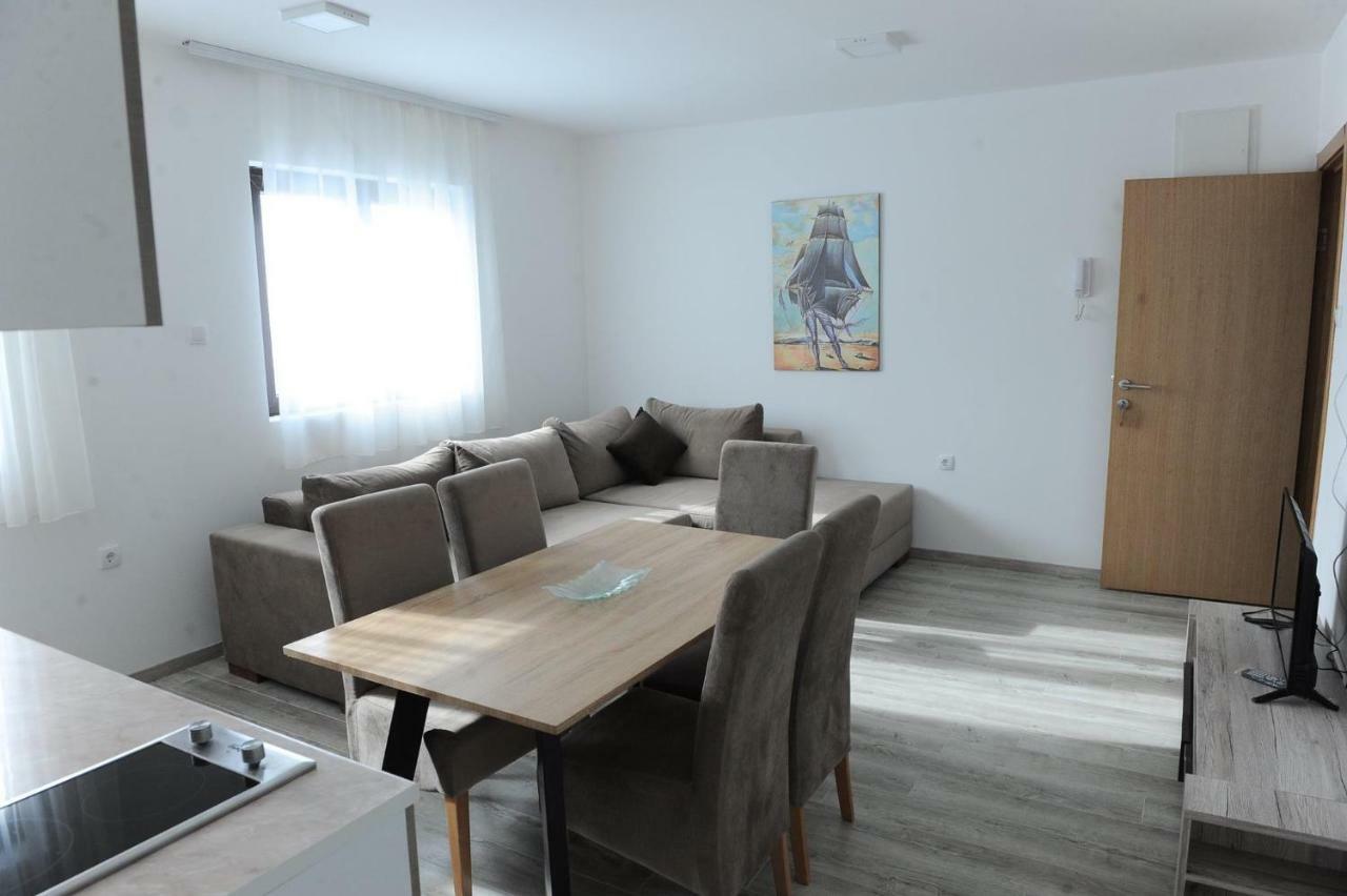 Goma Kop Apartmani 카파오닉 외부 사진