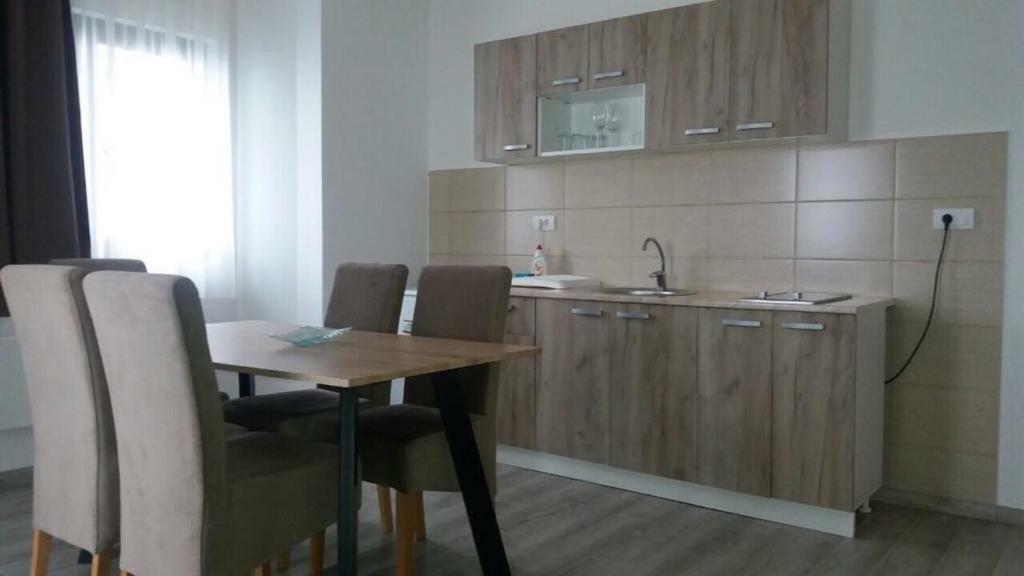 Goma Kop Apartmani 카파오닉 외부 사진